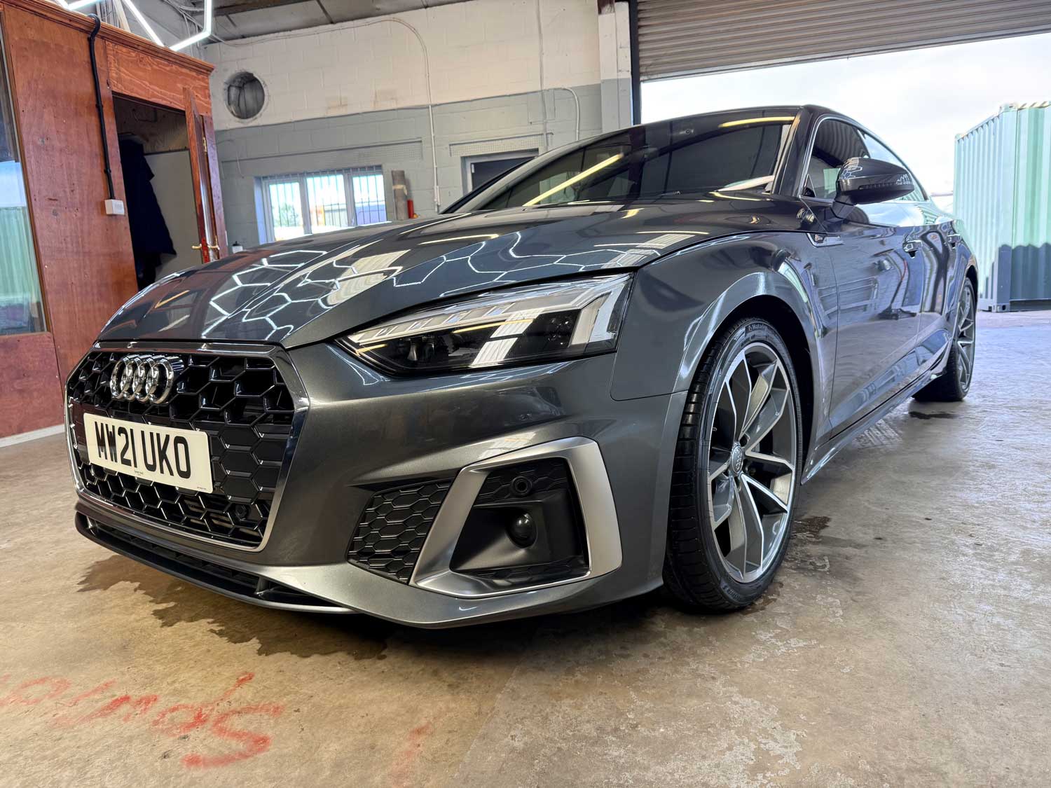 Vehicle-Detailing-Surrey